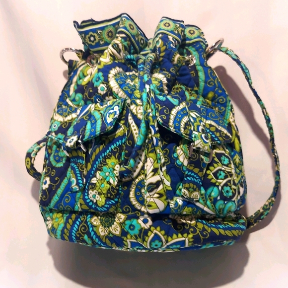 Vera Bradley Handbags - VERA BRADLEY QUILTED BUCKET BAG NWOT!
